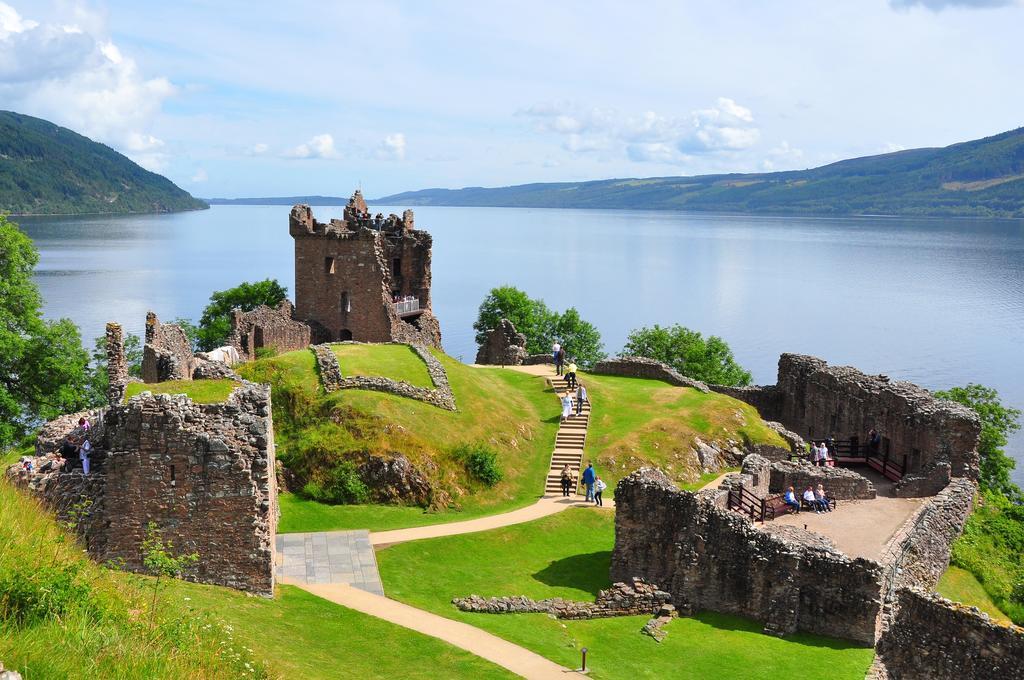 Treetops Bungalow Loch Ness Друмнадрочит Номер фото